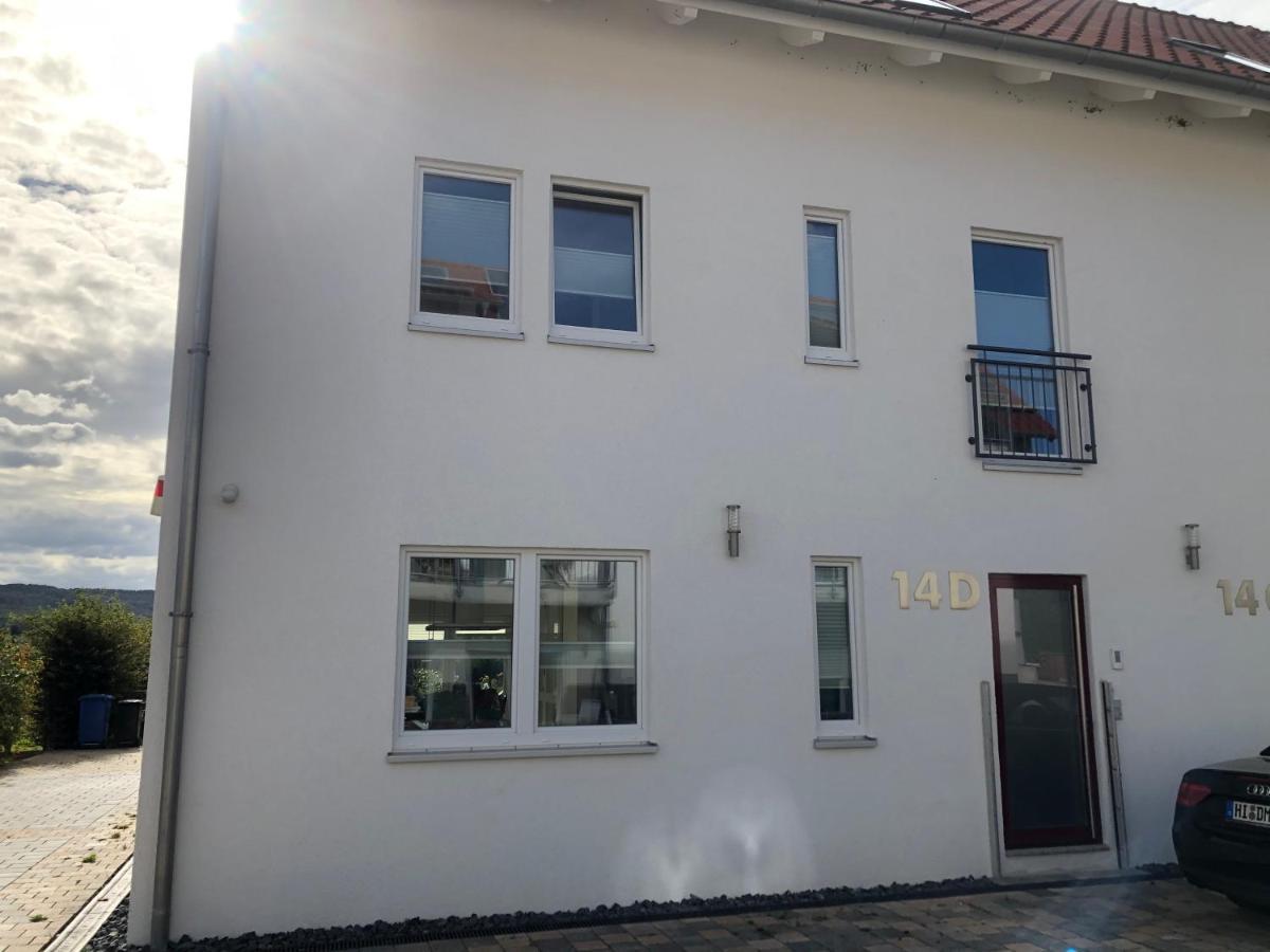 Stadtnahe Komfortferienwohnung Fuer Familien Und Geschaeftsreisende Гільдесгайм Екстер'єр фото