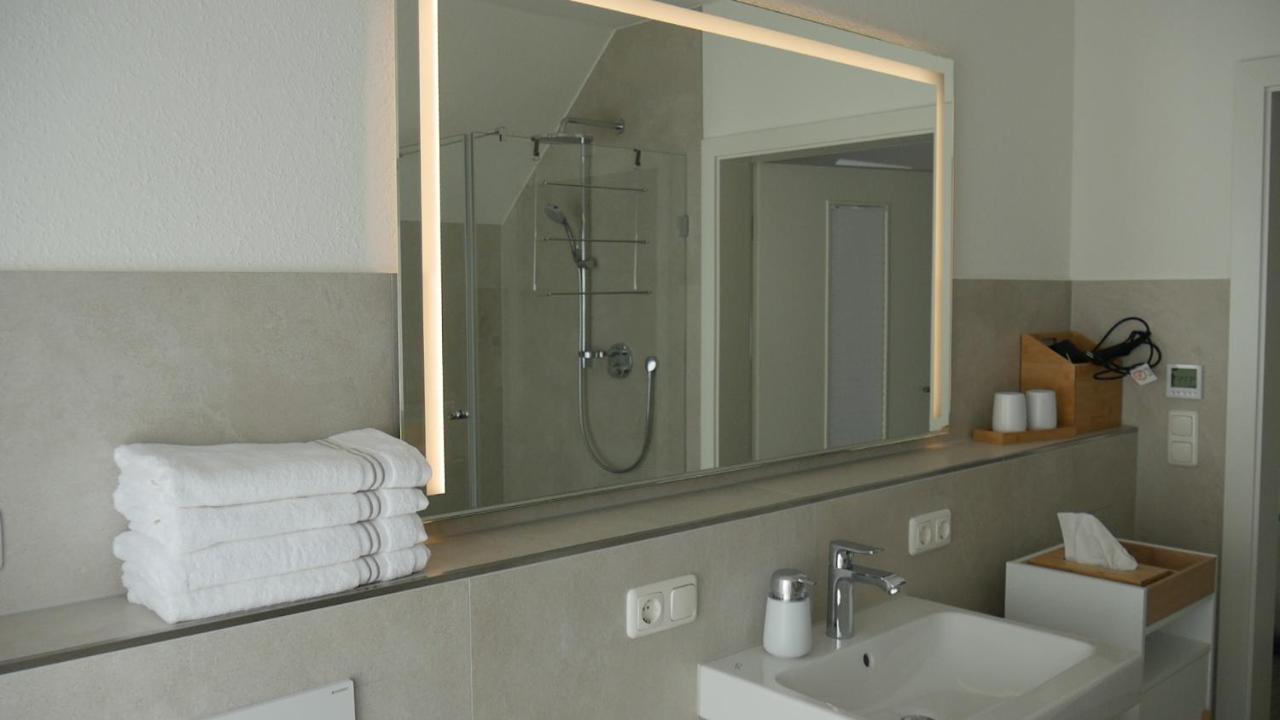 Stadtnahe Komfortferienwohnung Fuer Familien Und Geschaeftsreisende Гільдесгайм Екстер'єр фото